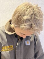 ゼスト パーク(ZEST PARK)&nbsp;金髪ショート　吉祥寺　伊藤佑莉