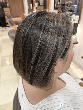 ステラ ヘア モード(Stella hair mode) 白髪と馴染ますハイライト