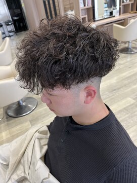 ディーボーイ 健軍店(D-BOY) スペインカール/プードルパーマ