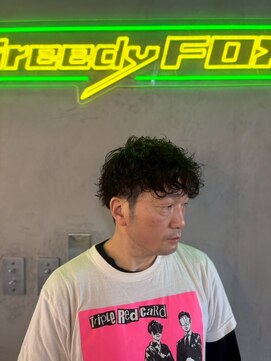 グリーディーフォックス 代々木(Greedy FOX) 波巻き/ハイライト/マッシュパーマ/ウルフ[シェービング]