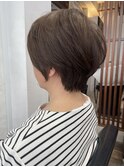 白髪ぼかし/イメチェンヘアスタイル/前髪カタログ/ショートボブ