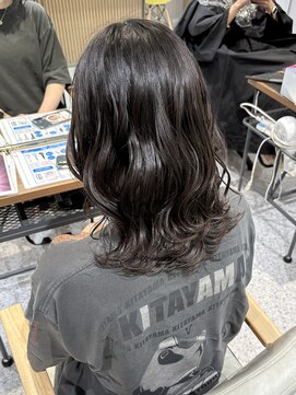 ゼストララ(ZEST Lara) ライブ前に！コテ巻きヘアセット【吉祥寺】misaki