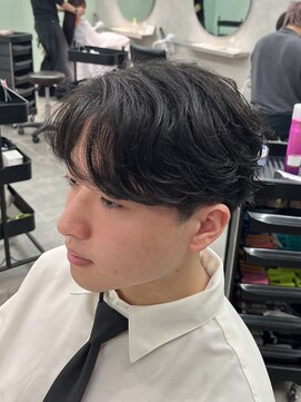 ジーニー 千葉(GENiE) シャドウパーマ/ニュアンスパーマ/韓国ヘア【高野優真】