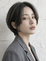 クローズ(cross-z)&nbsp;顔周りレイヤー×大人ショートボブ（東川口/浦和美園）