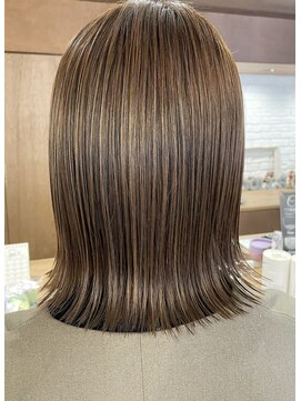 ヘアーギャラリードールズ(HAIR GALLERY DOLLS) 酸熱トリートメント