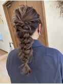 編みおろしヘア
