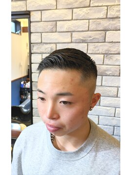 ヒトイキエストイチキューゴーゴー(Hitoiki EST.1955) ハイフェード×アップバング