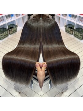 パドトロワ(Pas de trois) 髪質改善トリートメント【グラメント】極上の艶体験