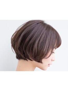 髪と頭皮に優しいカラー剤で,自然な艶感と美しい発色が叶う♪ダメージレスで理想のカラーを手に入れて◎