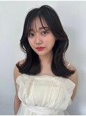 くびレイヤーエモージュ小顔カットシースルーバング大人ガーリー