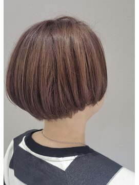 ヘアー ル シェーヌ キューブ(hair le chene CUBE) かりあげボブ
