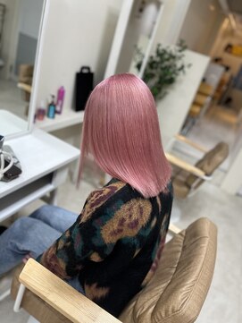 カリーナ(CARINA) ペールピンク/ハイトーンカラー