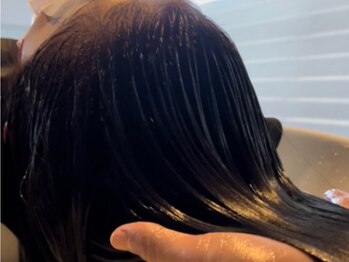 メロディー(MELODY)の写真/髪の悩みに向き合い、髪質改善トリートメントを受けて、思わず触れたくなる美しい艶髪を手に入れよう♪