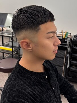 エルマーク 和歌山(L-MARK) スキンフェード/短髪/バーバー/アップバング/ツーブロック