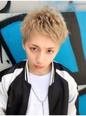 大人気「2ブロックアップバングショート」「アッシュベージュ」