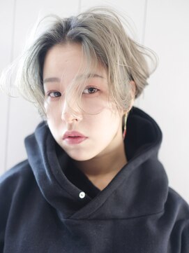 アルバム 銀座(ALBUM GINZA) ハンサムショート_厚めバングローライトスリークボブ_7326