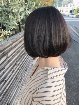 ファム 十日市店(femme) 黒髪ひし形ボブ