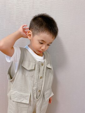 テジナ(tejina) kids×お洒落ボウズ