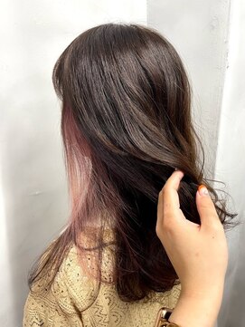 リコ(liko) 【liko 三軒茶屋 莉子】グレージュ×ピンク