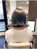 アッシュ,グレージュ,外ハネボブ