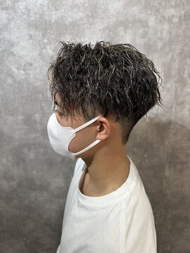 スピン 本八幡(SPIN) ベリーショート/ダークアッシュ/ニュアンスパーマ/韓国マッシュ