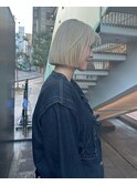 ブロンドとボブ