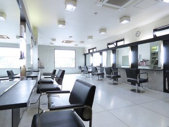 アリエル　セバスチャン