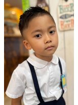 シークレットミラーズ(SECRET MIRRORS)&nbsp;フェードキッズカット