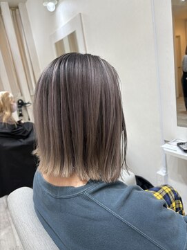 アンドケー 那覇おもろまち店(and K) シャドウルーツカラー