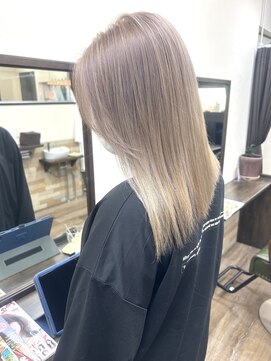 ヘアーラボラッシュ(Hair labo Rush) ミルクティーベージュ