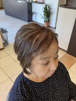 美容室べっぴん屋 ピュアクラブ 横手店(Pure club)&nbsp;ハイライト前下がりショートボブ