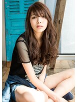 アズーア ヘアーアンドスパ(azure hair&spa)&nbsp;ルーズなウエーブ　ゆるふわロング　【横浜駅】