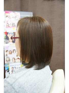 チチカカ(chichikaka) 営業ビフォーアフター、エイジングヘア上質縮毛矯正