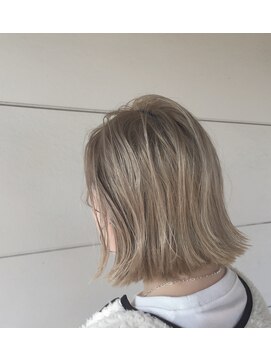 ラッソヘアー(Lasso hair) 透けカラー