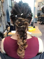 ヘアアンドライフシー(HAIR&LIFE C)&nbsp;編みおろしヘアアレンジ