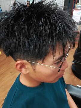 エルム ツンツンヘアー