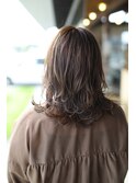 カフェオレベージュのセミディウルフ