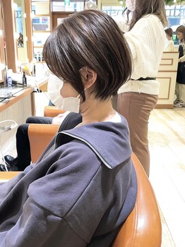 ネオリーブ クタ 町田店(Neolive kuta) 大人ショート【町田、町田駅220204】