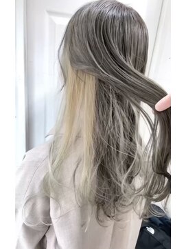 ウーロス(uros.) インナーベージュカラー