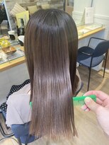 ネオリーブ チロル 横浜西口店(Neolive CiroL.)&nbsp;髪質改善 切りっぱなしミディ 縮毛矯正