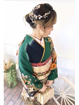 ロアールメイ(LOAOL mei) 成人式／タイトアップ