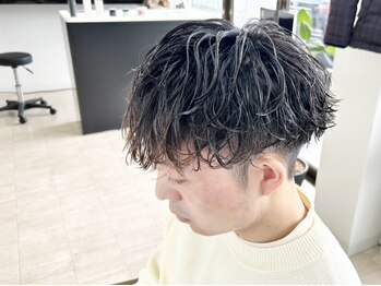 LXヘアー(LX HAIR)の写真/《人気のパーマ×ツーブロックが◎》骨格に合わせたカットで再現性の高いかっこいいスタイルが人気＊