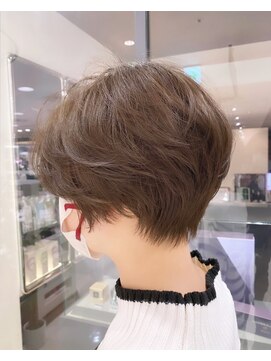 ヘアーズギャラリー なんば高島屋店(Hair's Gallery) ハンサムショート/ベージュカラー/透け感３０代、４０代、５０代