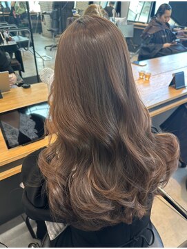 ラックスビー 鹿児島店(LUXBE) くすみカラーエモージュグレージュ透明感カラー