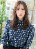 アッシュオリーブ抜け感外国人風ウェーブ巻きc6川口20代30代40代