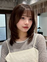 ファルベ(Farbe)&nbsp;黒髪/オリーブグレー/小顔/ココアベージュ