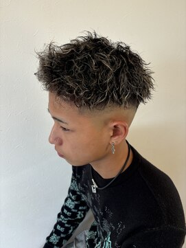 ヘアーアトリエルキナ(hair atelier LUCINA) ツイストスパイラルメンズパーマメンズカットフェード