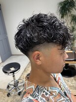 リフル 八王子(RIFULL) メンズパーマ ツイスパ 波巻き メンズバレイヤージュ