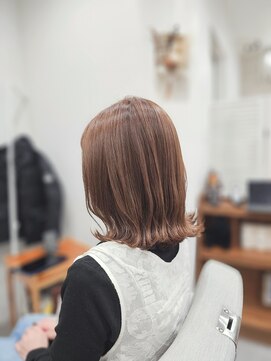 ツナグ(TSUNAGU) 外はねボブ×透明感ベージュカラー