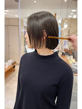 モリオ フロム ロンドン サッポロファクトリー店(morio FROM LONDON) morio 骨格矯正カット 札幌 切りっぱなしボブ 似合わせボブ